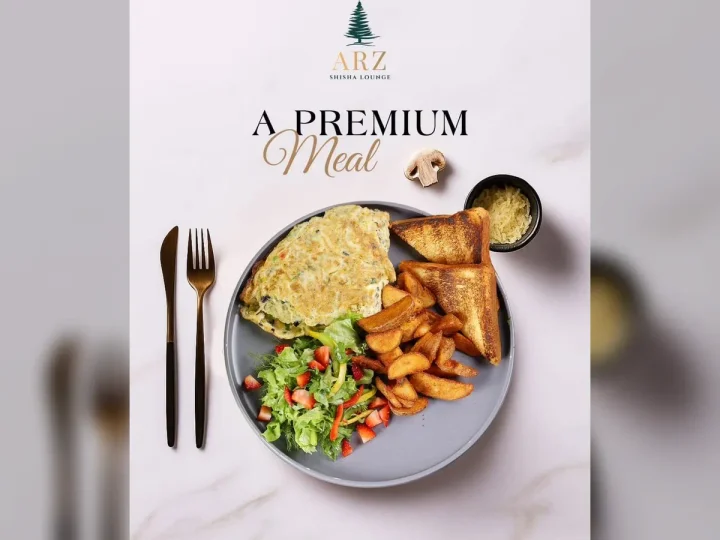 فطور مشكل من منيو ARZ LOUNGE في الخبر